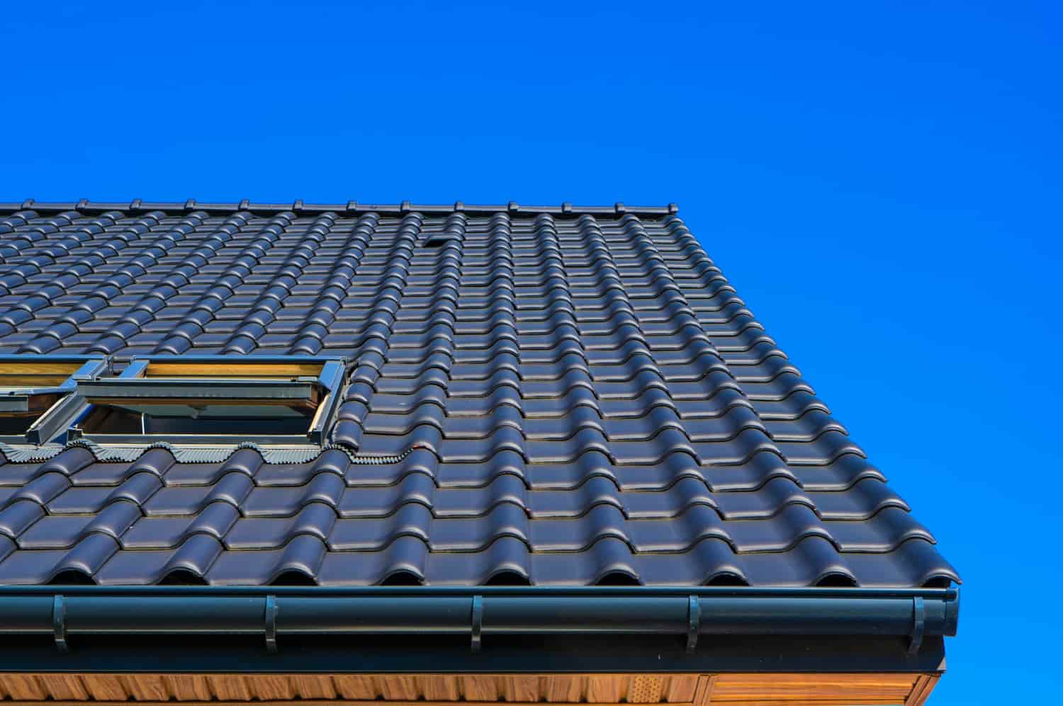 can you paint roofing shingles