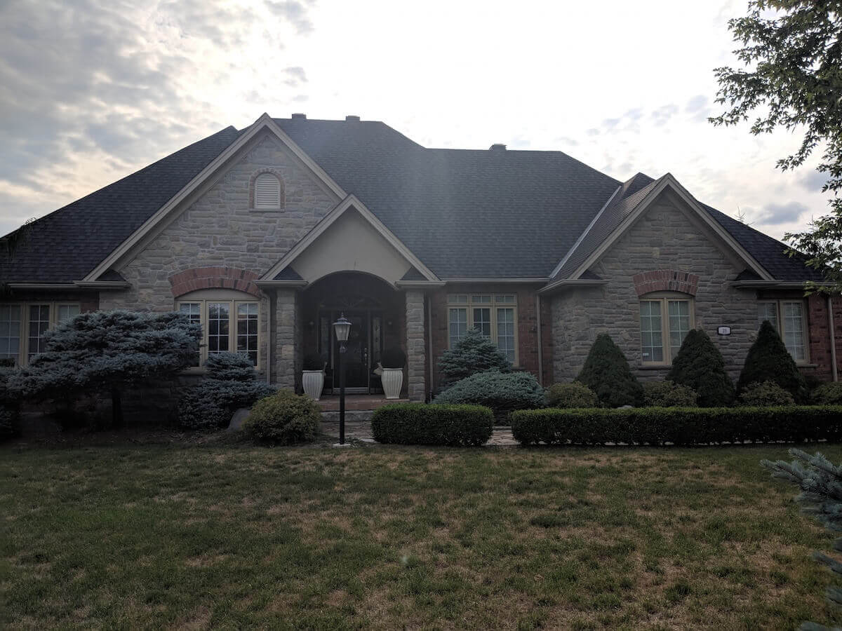 Asphalt shingle roof installation completed